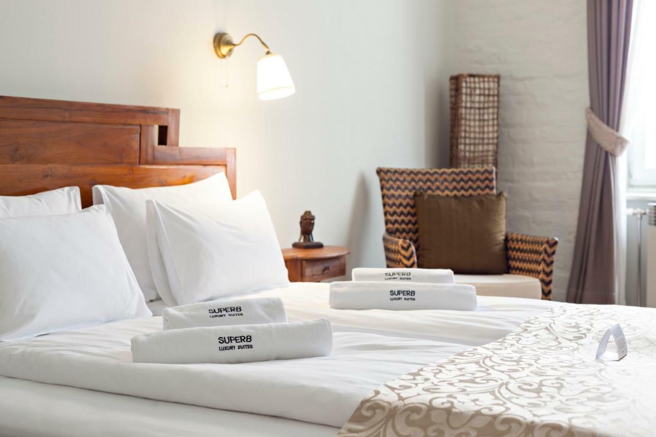 Superb Luxury Suites Belgrado Buitenkant foto