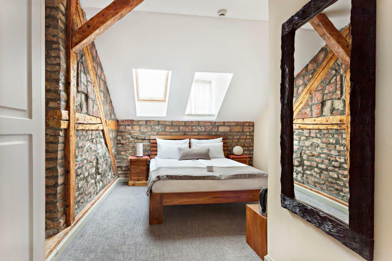 Superb Luxury Suites Belgrado Buitenkant foto