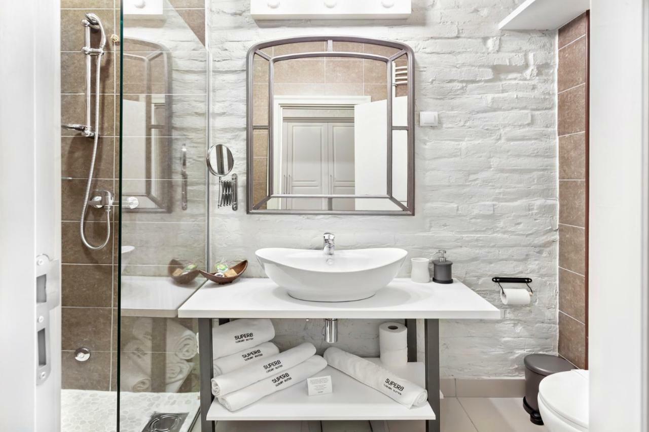 Superb Luxury Suites Belgrado Buitenkant foto