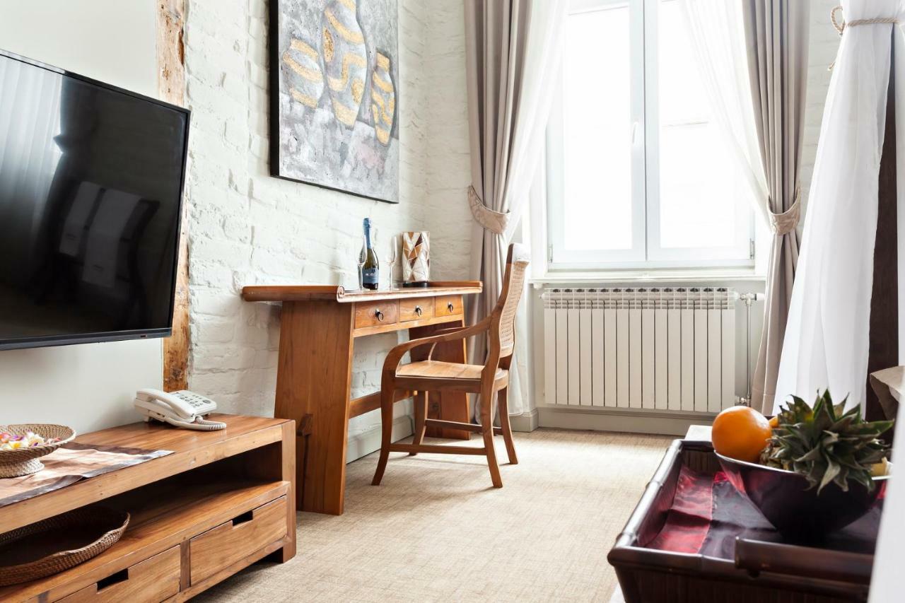 Superb Luxury Suites Belgrado Buitenkant foto
